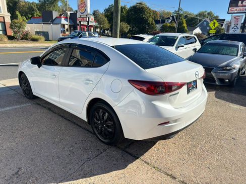 Used 2017 MAZDA MAZDA3 Sport image 5