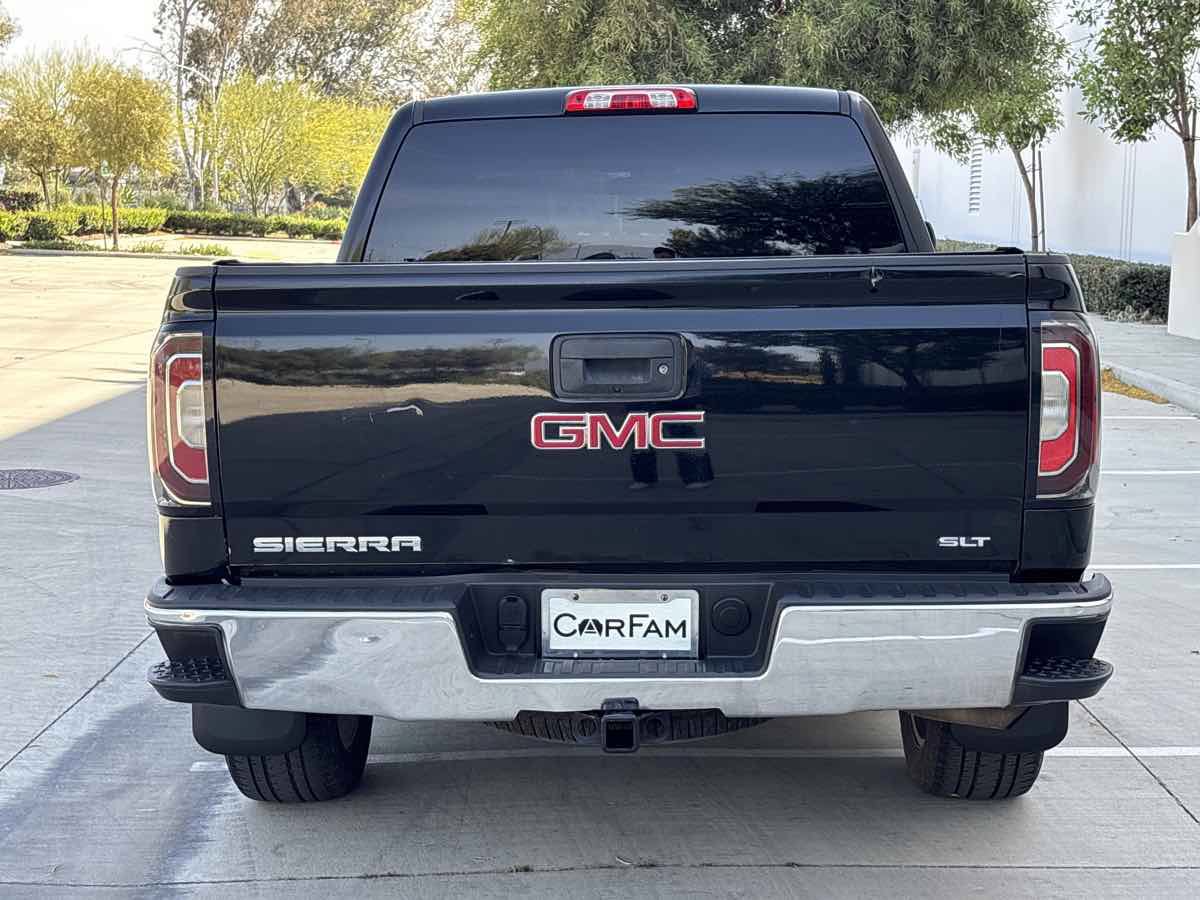 Used 2018 GMC Sierra 1500 SLT w/ SLT Premium Package AWD/4WD image 4