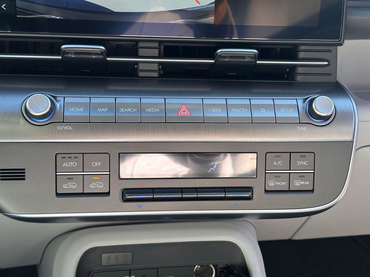 New 2026 Hyundai Kona SEL Sport FWD image 33