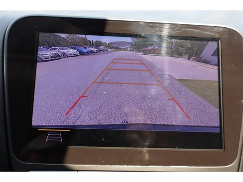 Used 2020 Chevrolet Equinox Premier FWD image 42