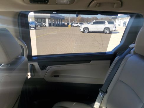 Used 2019 Honda Odyssey EX-L image 12