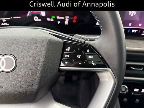 Used 2025 Audi Q5 Premium Plus w/ Premium Plus image 16