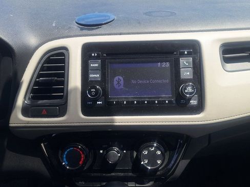 Used 2016 Honda HR-V LX image 13