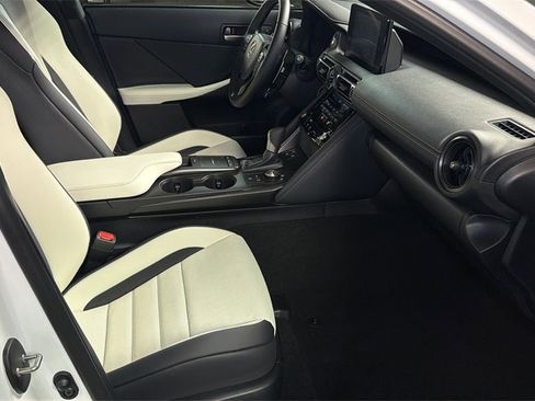 Certified 2025 Lexus IS 350 F Sport image 10