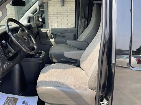 Used 2021 Chevrolet Express 3500 LT w/ LT Preferred Equipment Group RWD image 20