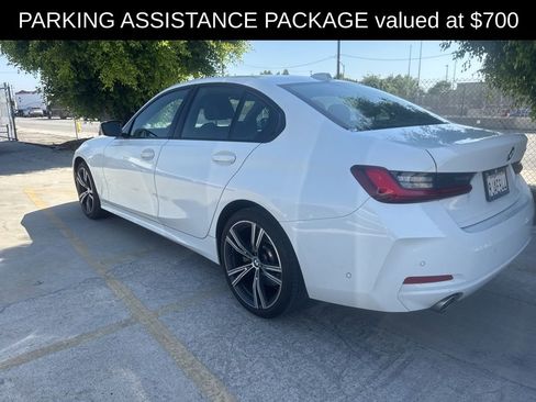 Used 2023 BMW 330i Sedan w/ Parking Assistance Package RWD image 3