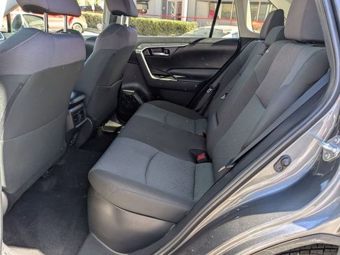 Used 2025 Toyota RAV4 XLE image 25