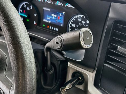Used 2025 Ford F250 XLT AWD/4WD image 19