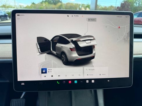 Used 2023 Tesla Model Y Long Range AWD/4WD image 24