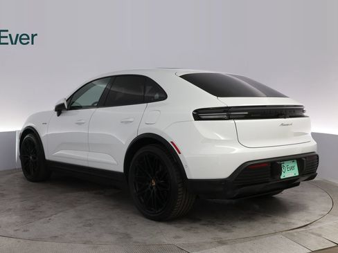 Used 2024 Porsche Macan 4 Electric AWD/4WD image 17