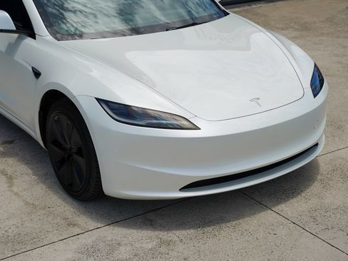 Used 2024 Tesla Model 3 Standard Range RWD image 7