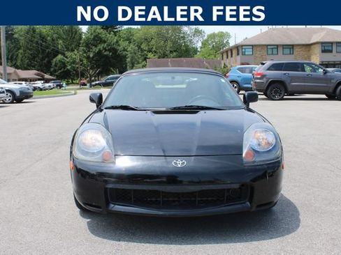 Used 2001 Toyota MR2 RWD image 3