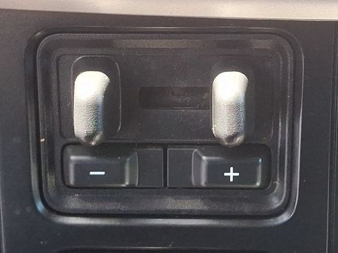 Used 2023 Ford F550 4x4 Crew Cab Super Duty image 26
