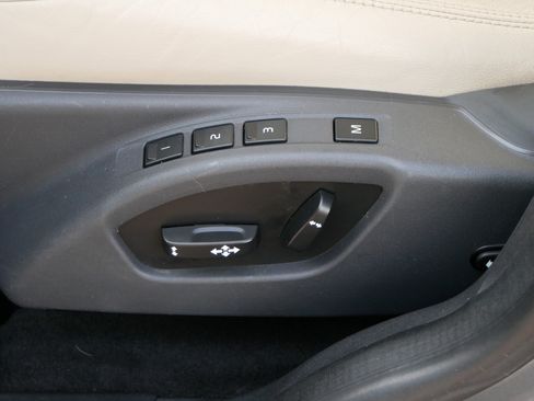 Used 2017 Volvo XC60 T6 Dynamic w/ Preferred Option Package image 20