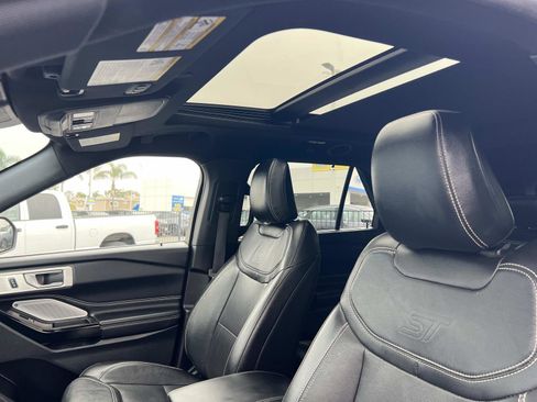 Used 2022 Ford Explorer ST w/ Equipment Group 401A image 19
