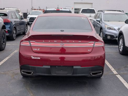 Used 2013 Lincoln MKZ image 6