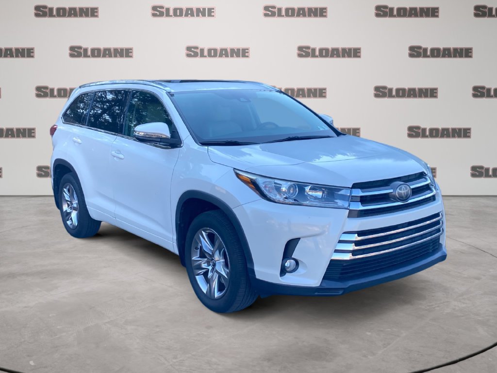 Used 2018 Toyota Highlander Limited AWD/4WD image 2