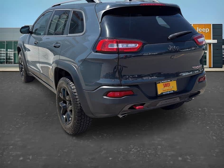 Used 2016 Jeep Cherokee Trailhawk w/ Comfort/Convenience Group AWD/4WD image 5
