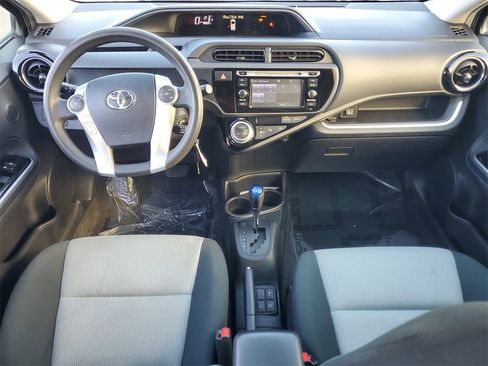 Used 2015 Toyota Prius C Four image 12