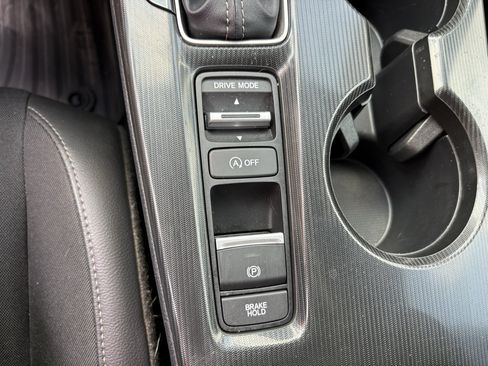 Certified 2025 Honda Civic Sport image 22