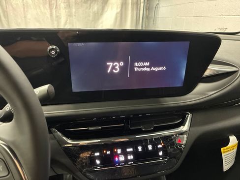 New 2026 Buick Envista Sport Touring FWD image 17