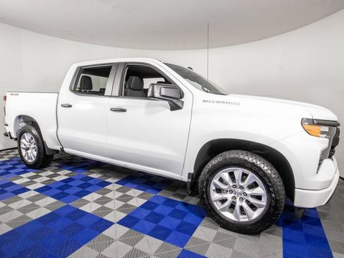 Used 2024 Chevrolet Silverado 1500 Custom AWD/4WD image 3