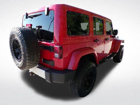 Used 2014 Jeep Wrangler Unlimited Sahara w/ Trailer Tow Group AWD/4WD image 6