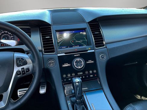 Used 2018 Ford Taurus SHO w/ Sho Performance Package image 9