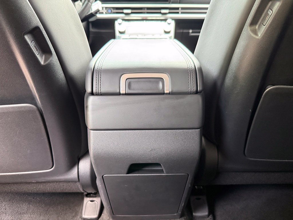 Used 2025 Hyundai Santa Fe SEL FWD image 29