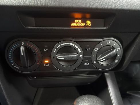 Used 2014 MAZDA MAZDA3 i Sport image 17