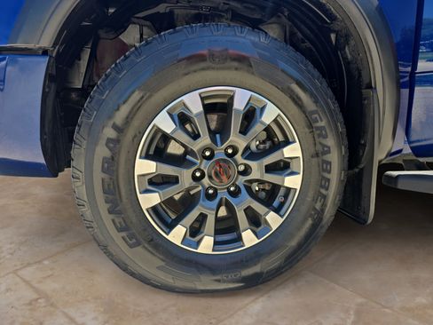 Used 2023 Nissan Titan PRO-4X w/ Pro-4x Convenience Package AWD/4WD image 30