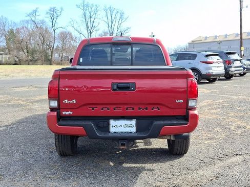 Used 2020 Toyota Tacoma SR AWD/4WD image 6