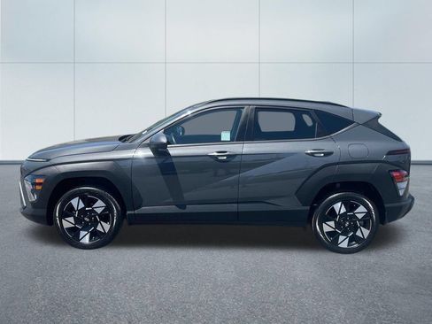 Used 2024 Hyundai Kona SEL AWD/4WD image 3