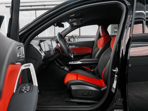 Used 2024 BMW X2 M35i image 29