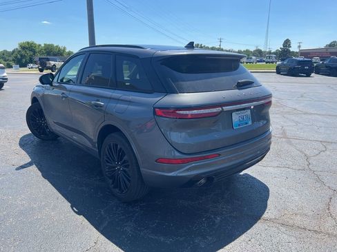 Used 2023 Lincoln Corsair Reserve w/ Equipment Group 201A AWD/4WD image 5