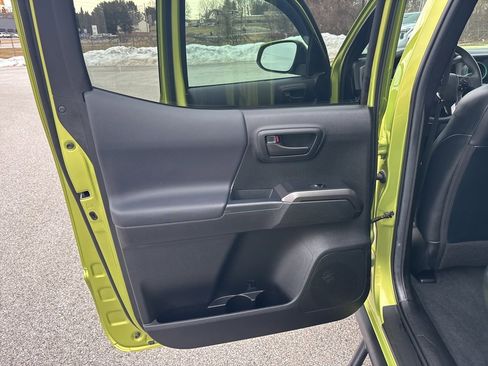 Used 2022 Toyota Tacoma TRD Pro image 12