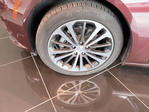 Used 2018 Buick Regal Essence w/ Driver Confidence Package #1 FWD image 42