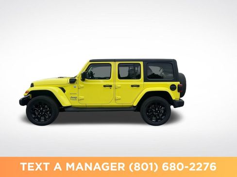 Used 2022 Jeep Wrangler Unlimited Sahara w/ Cold Weather Group AWD/4WD image 2