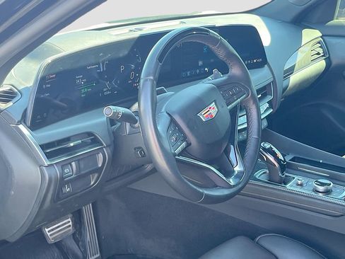 Used 2025 Cadillac CT5 Sport image 9