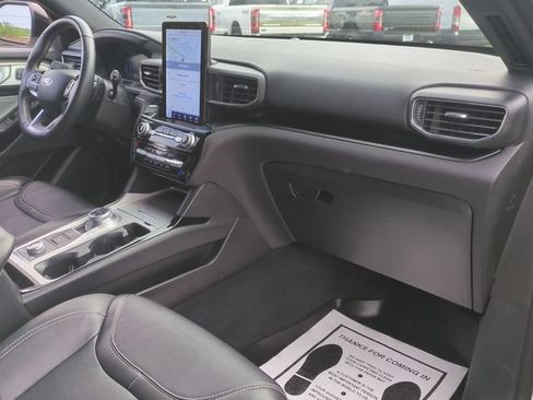 Used 2023 Ford Explorer ST w/ Equipment Group 401A AWD/4WD image 35