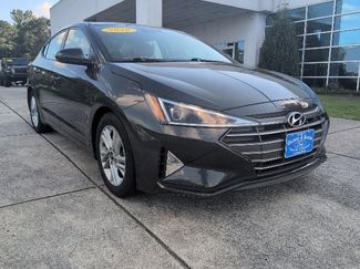 Used 2020 Hyundai Elantra SEL image 1