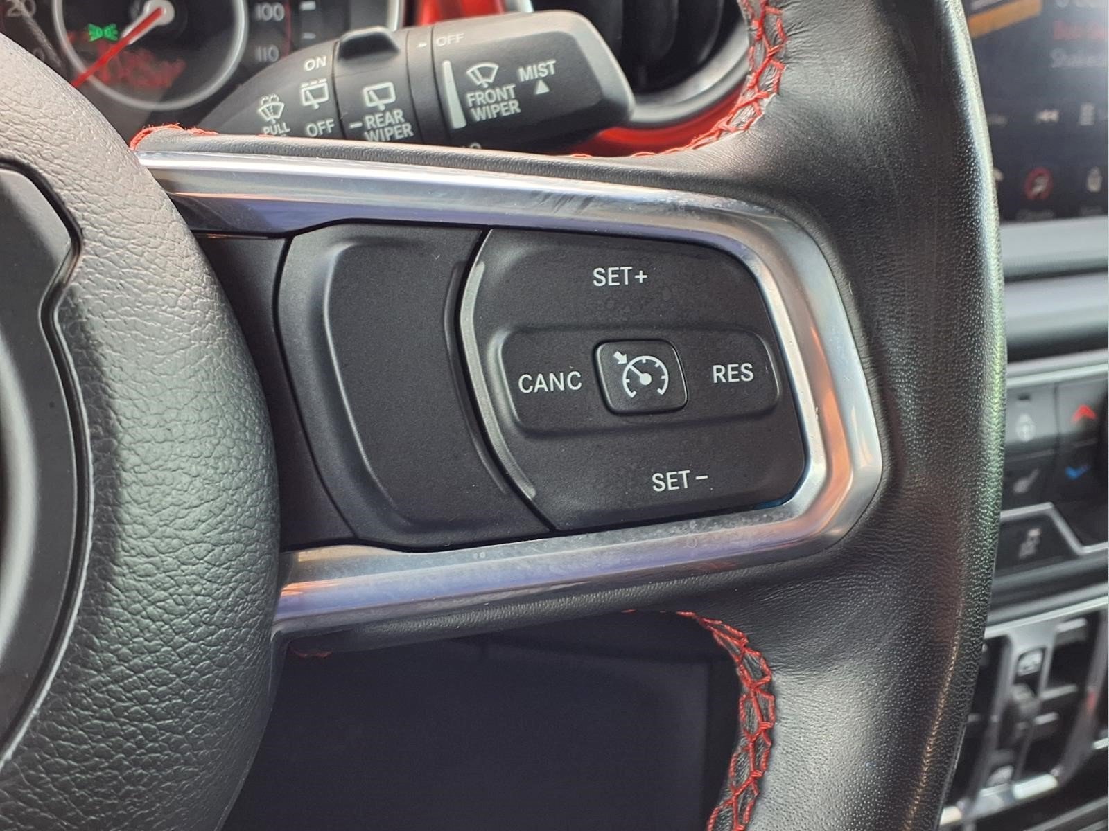 Used 2022 Jeep Wrangler Unlimited Rubicon w/ Cold Weather Group AWD/4WD image 22