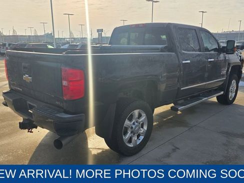 Used 2018 Chevrolet Silverado 2500 LTZ w/ Duramax Plus Package image 5