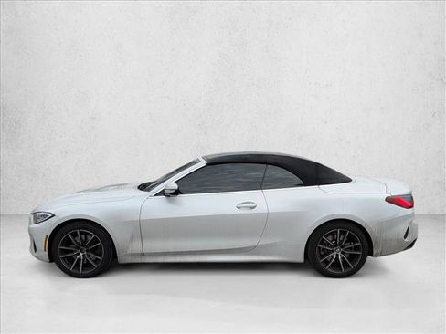 Used 2024 BMW 430i xDrive Convertible w/ Premium Package image 8