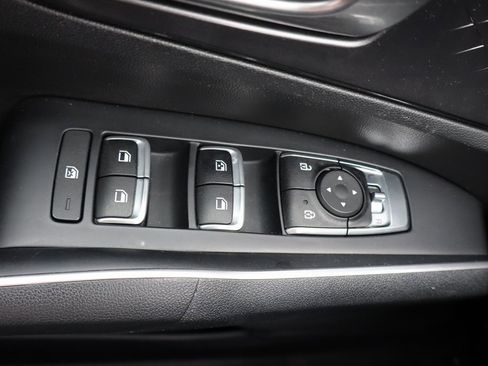 Used 2022 Kia Sorento LX image 24