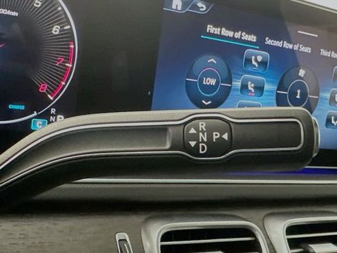 New 2026 Mercedes-Benz GLS 450 4MATIC image 17