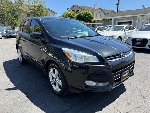 Used 2015 Ford Escape SE FWD image 3