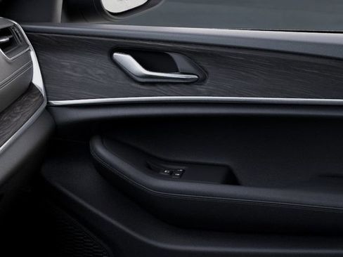 New 2026 Jeep Grand Cherokee Altitude image 25