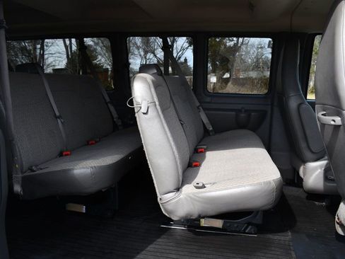 Used 2022 Chevrolet Express 3500 LS image 36