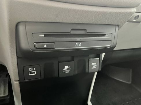 Used 2024 Honda Odyssey Touring image 28